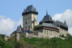 Dějiny národa Českého - HRAD KARLŠTEJN  Díl čtvrtý a závěrečný: Rozkradený a znovu vzkříšený 